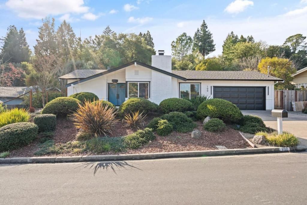 Image 1 of property listing at 100 Hardie Drive, Moraga, CA 94556