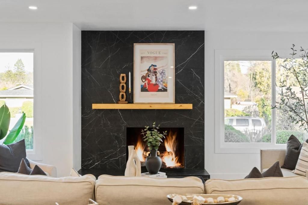 Image 16 of property listing at 100 Hardie Drive, Moraga, CA 94556