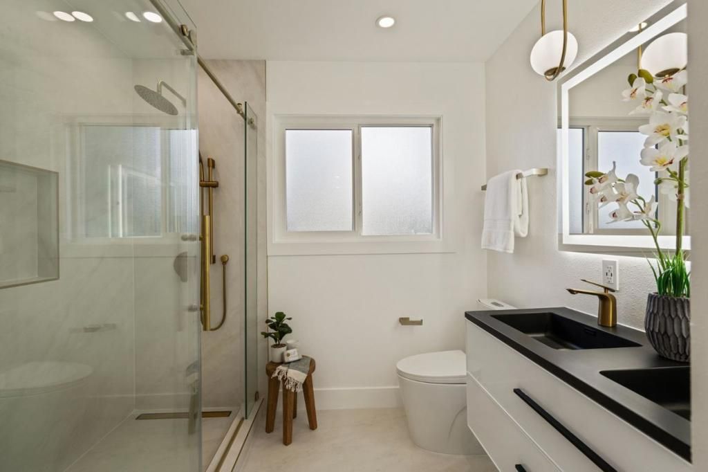 Image 29 of property listing at 100 Hardie Drive, Moraga, CA 94556