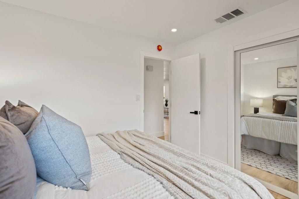 Image 33 of property listing at 100 Hardie Drive, Moraga, CA 94556