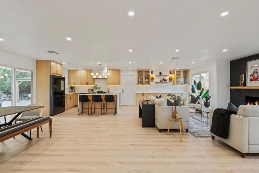 Image 4 of property listing at 100 Hardie Drive, Moraga, CA 94556