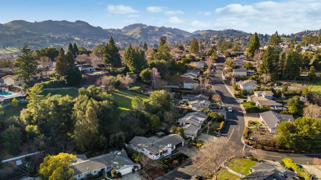 Image 44 of property listing at 100 Hardie Drive, Moraga, CA 94556
