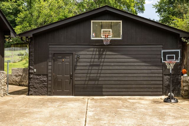 430 Kemper Dr, N, Madison, TN 37115