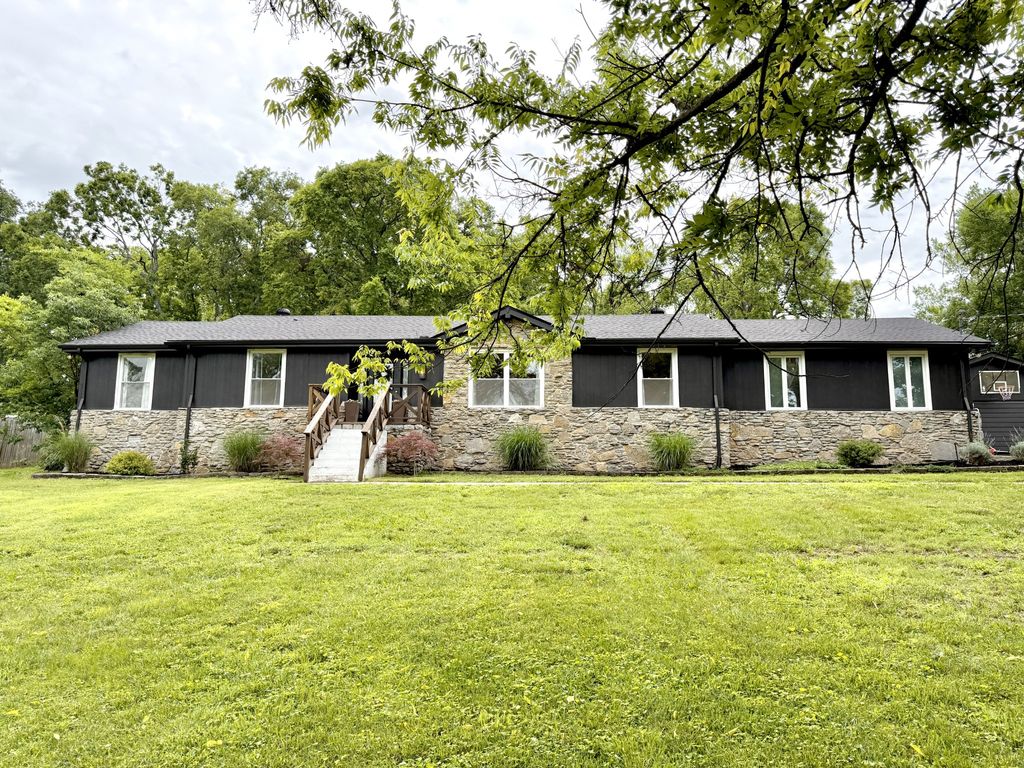 430 Kemper Dr, N, Madison, TN 37115