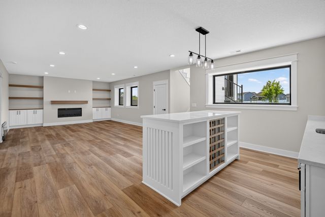 270 NW Copperleaf Court, Waukee, IA 50263