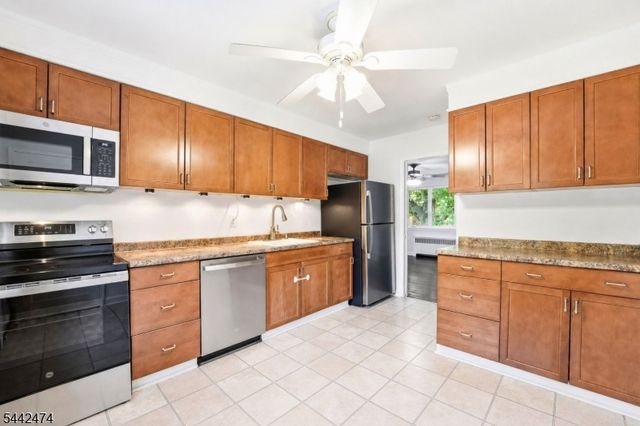 89 Troy Dr, Springfield Twp., NJ 07081