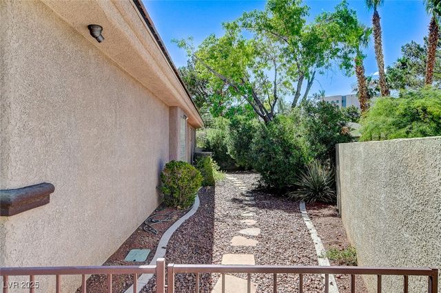536 Pima Canyon Court, Las Vegas, NV 89144