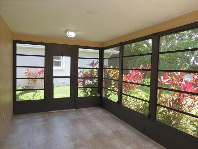 999 GILLESPIE DRIVE, Palm Harbor, FL 34684