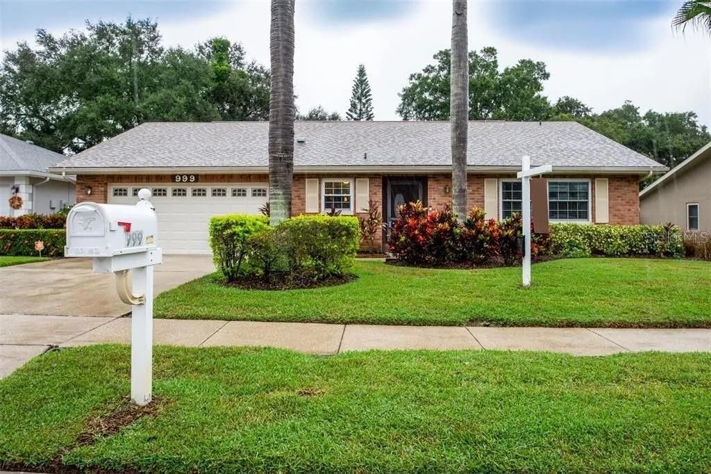 999 GILLESPIE DRIVE, Palm Harbor, FL 34684