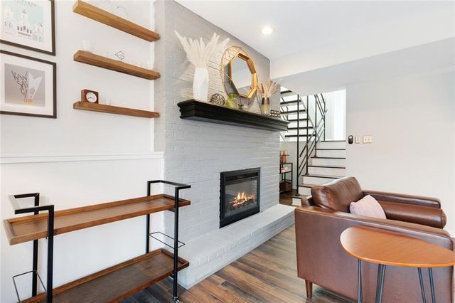9102 Grant Lane, Overland Park, KS 66212