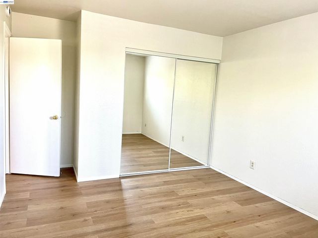 582 E H St, Benicia, CA 94510