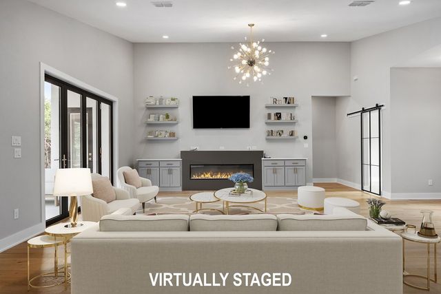 845 Coronado Dr, Kerrville, TX 78028