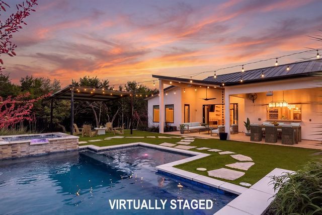 845 Coronado Dr, Kerrville, TX 78028