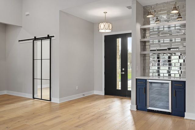 845 Coronado Dr, Kerrville, TX 78028