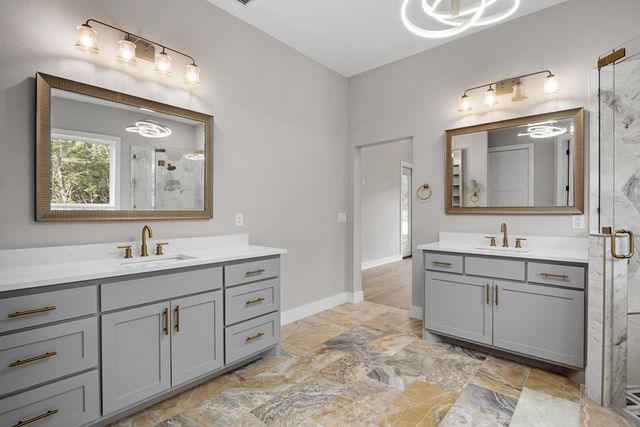845 Coronado Dr, Kerrville, TX 78028