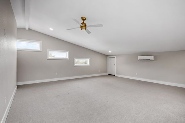 845 Coronado Dr, Kerrville, TX 78028