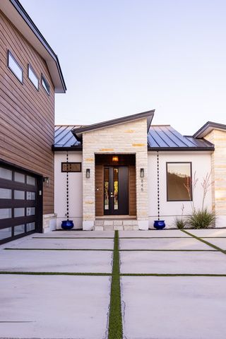 845 Coronado Dr, Kerrville, TX 78028