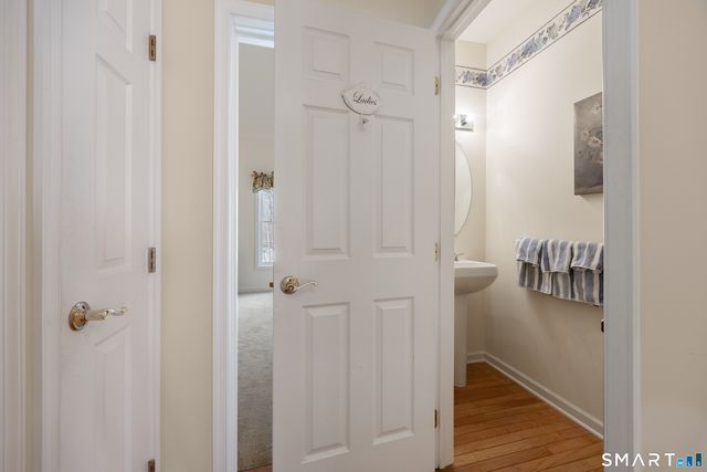 21 Fieldstone Court 21, North Haven, CT 06473