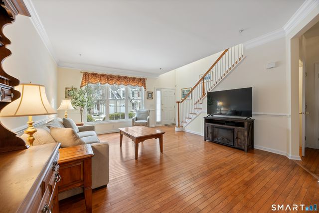 21 Fieldstone Court 21, North Haven, CT 06473