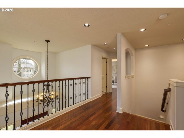 18237 Sw FLORENDO Ln, Beaverton, OR 97007