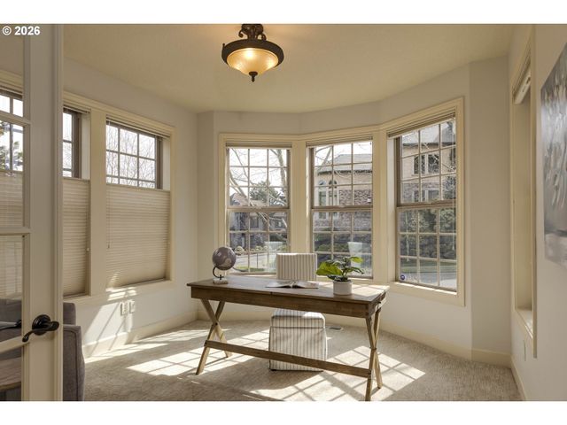 18237 Sw FLORENDO Ln, Beaverton, OR 97007