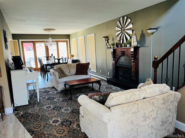 17 Sterling Drive, Lake Grove, NY 11755