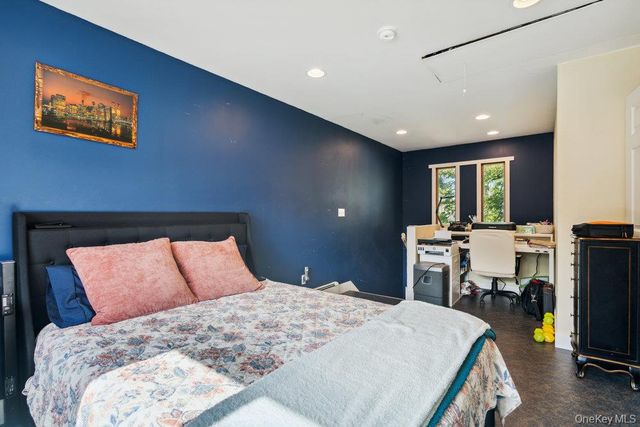 17 Sterling Drive, Lake Grove, NY 11755