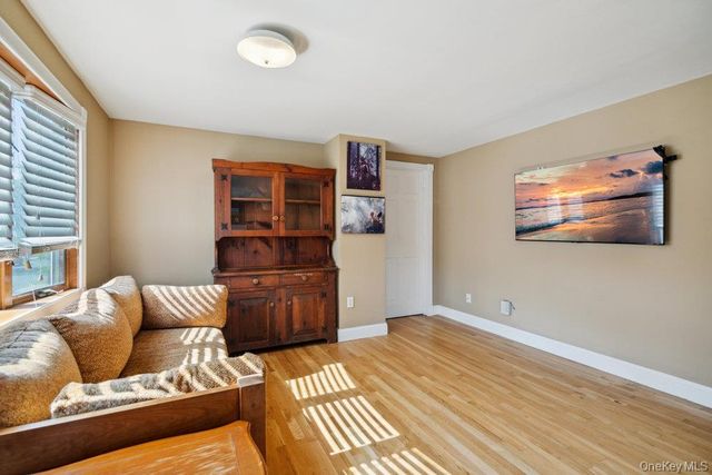 17 Sterling Drive, Lake Grove, NY 11755