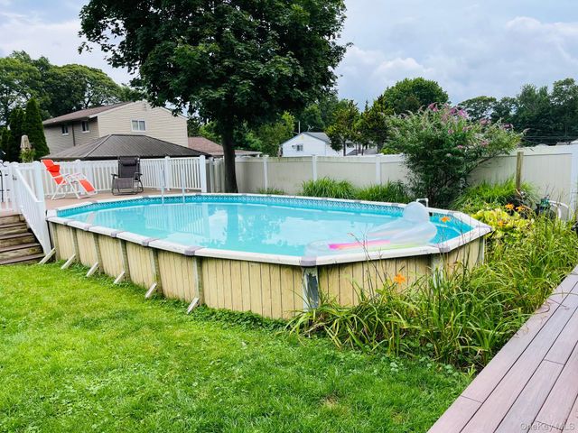 17 Sterling Drive, Lake Grove, NY 11755