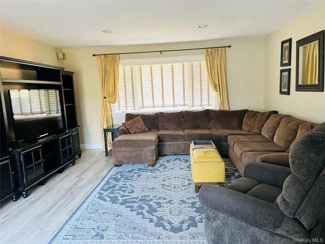 17 Sterling Drive, Lake Grove, NY 11755