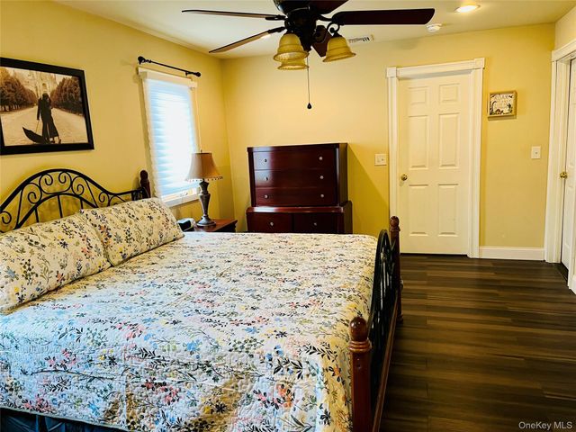 17 Sterling Drive, Lake Grove, NY 11755