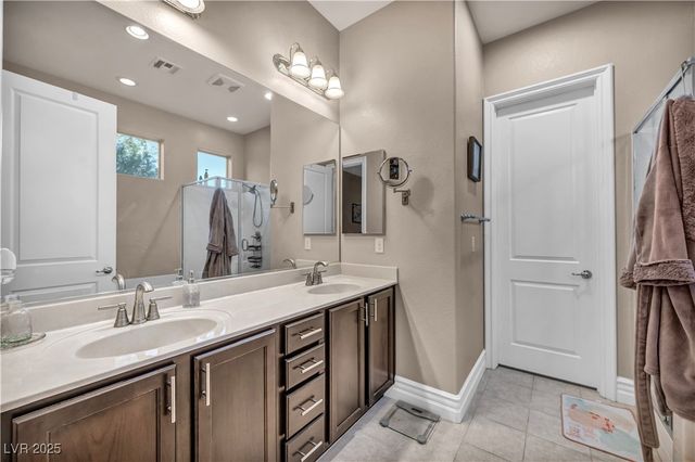 7670 Frittata Avenue, Las Vegas, NV 89113