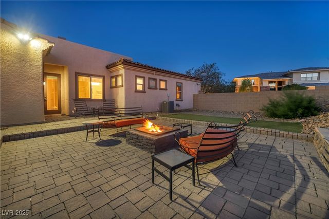 7670 Frittata Avenue, Las Vegas, NV 89113