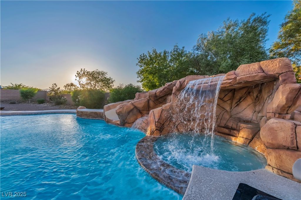 7670 Frittata Avenue, Las Vegas, NV 89113