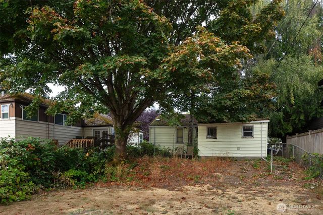 5647 38th Avenue SW, Seattle, WA 98126
