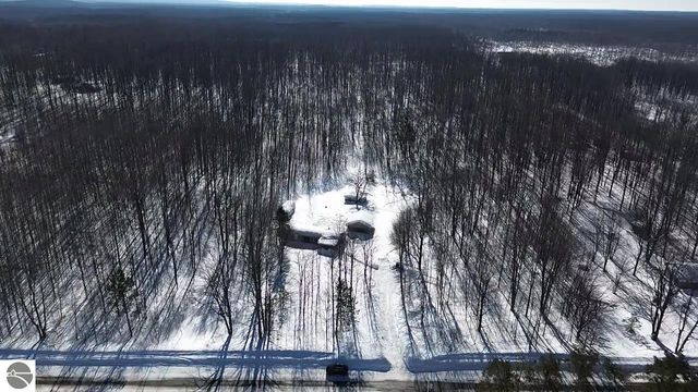 5884 Scholl Road, Mancelona, MI 49659