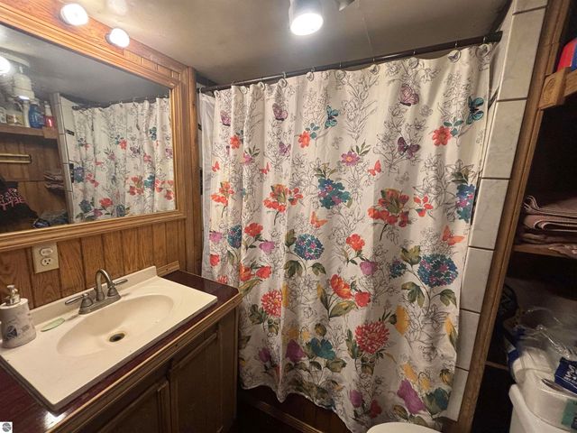 5884 Scholl Road, Mancelona, MI 49659