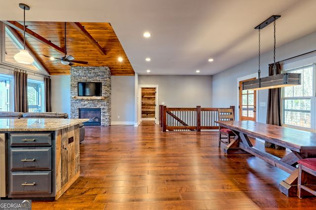 436 Tree Line Drive, Blairsville, GA 30512