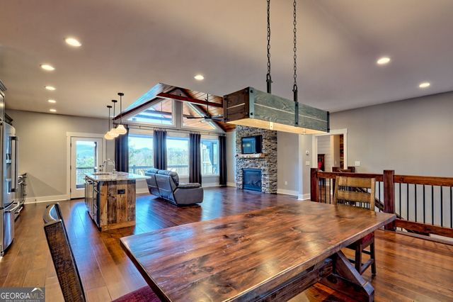 436 Tree Line Drive, Blairsville, GA 30512