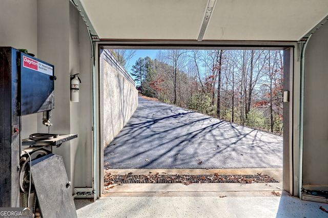 436 Tree Line Drive, Blairsville, GA 30512