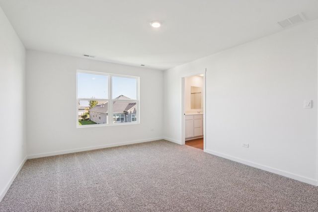 13636 S Carmel Boulevard, Plainfield, IL 60544