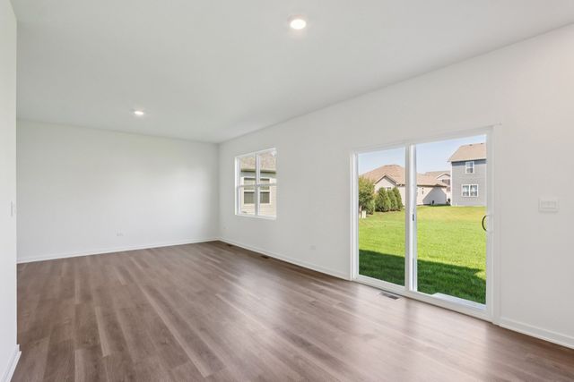 13636 S Carmel Boulevard, Plainfield, IL 60544