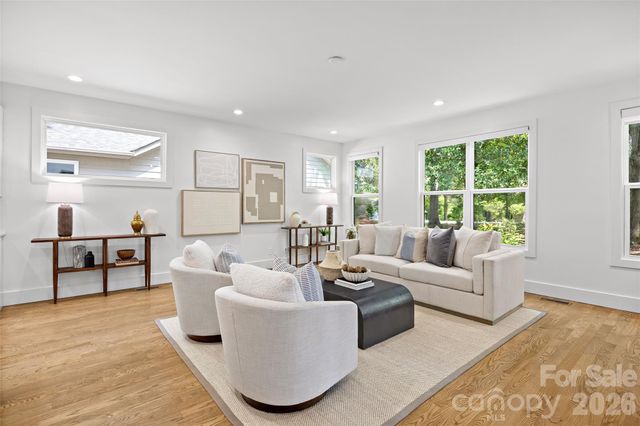 2131 Eaton Road, Charlotte, NC 28205