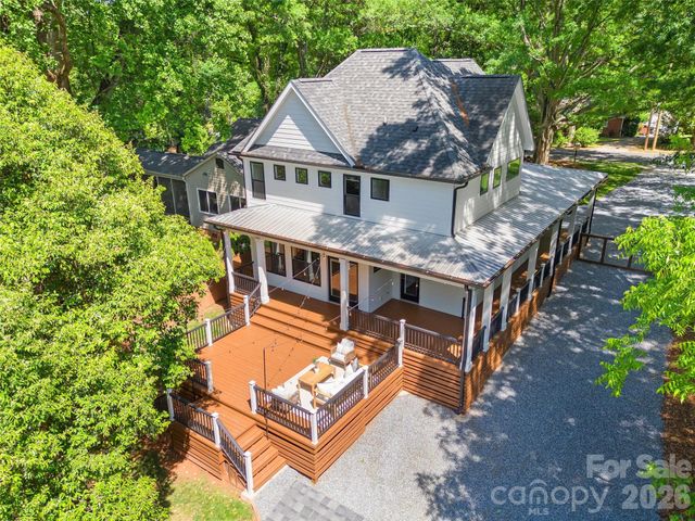 2131 Eaton Road, Charlotte, NC 28205