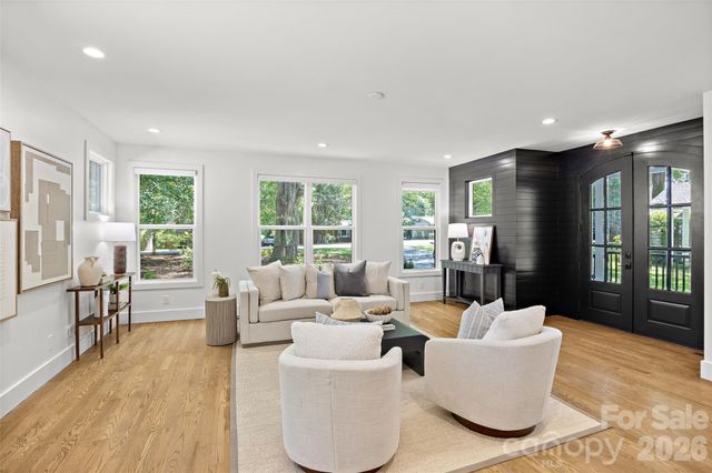 2131 Eaton Road, Charlotte, NC 28205