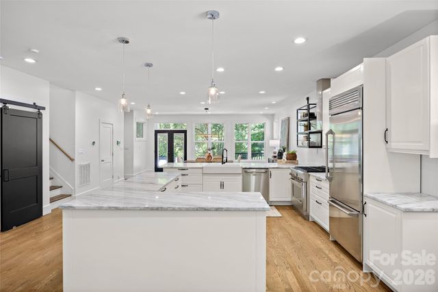 2131 Eaton Road, Charlotte, NC 28205