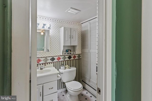 418 JEFFERSON ST, Lansdale, PA 19446