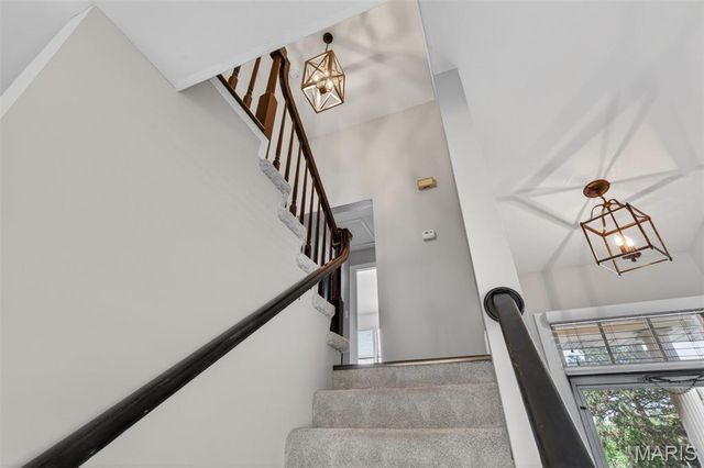 102 Parc Forest Trail 8A, St Charles, MO 63303
