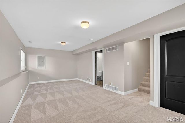 102 Parc Forest Trail 8A, St Charles, MO 63303