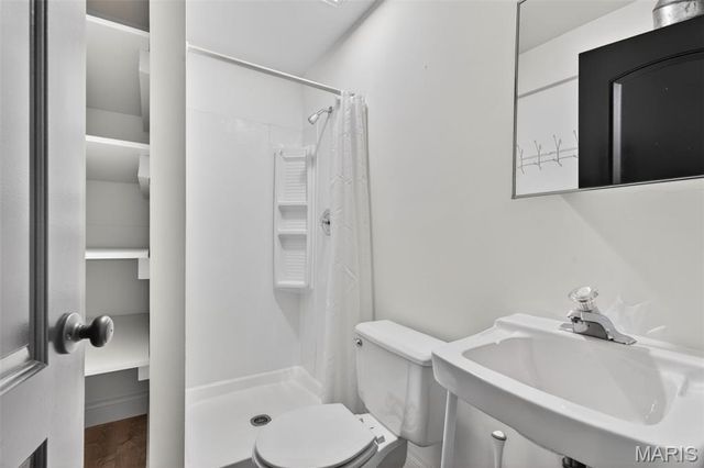 102 Parc Forest Trail 8A, St Charles, MO 63303
